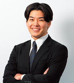 山川 雄志