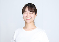 小﨑 百葉