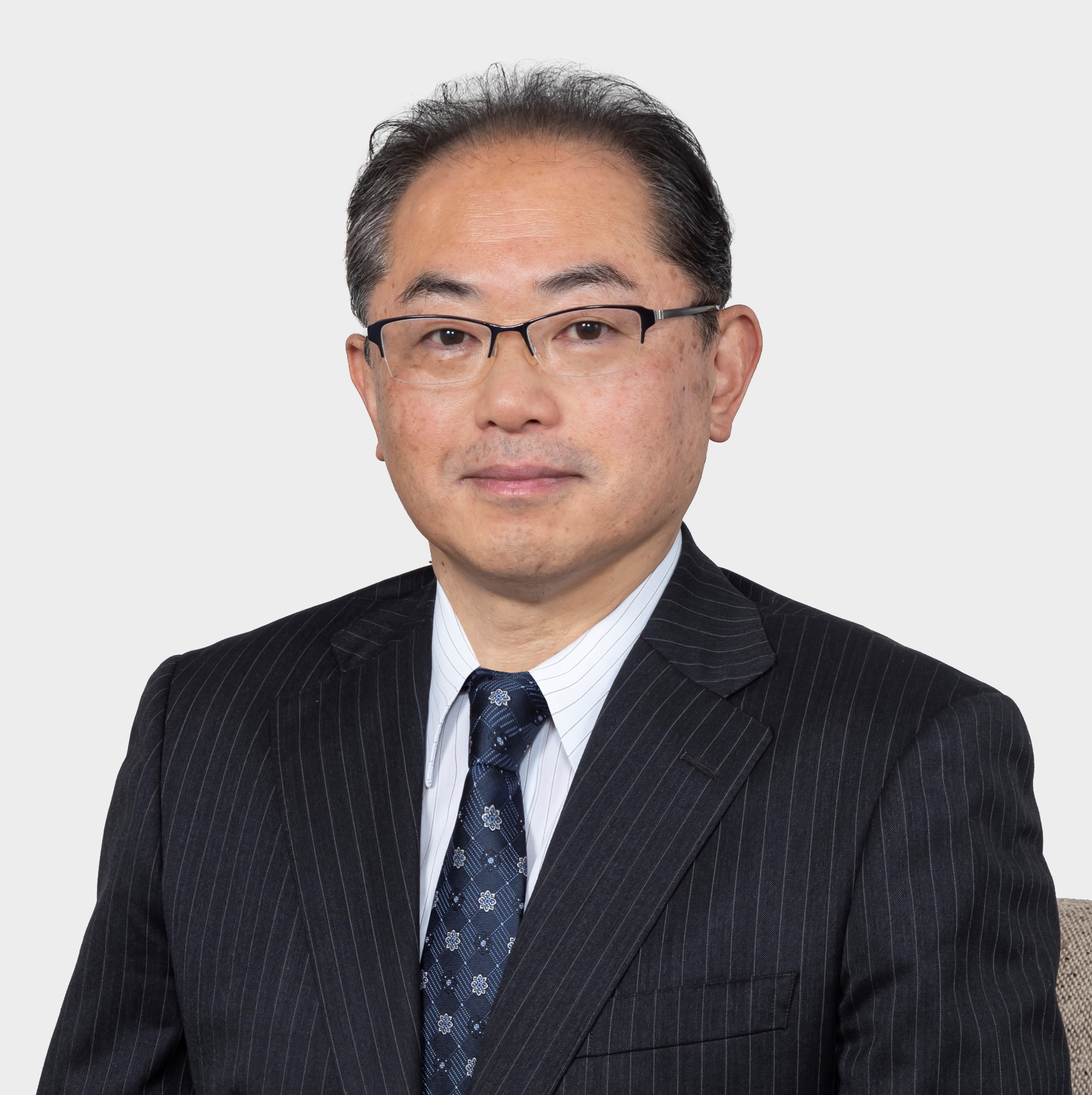 写真(中央大学経済学部:山﨑)(トリミング済)