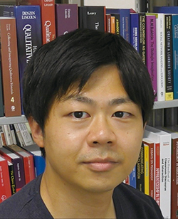 楠見 友輔