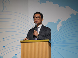 岩瀬大輔