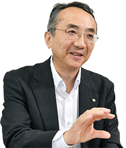 山名 早人