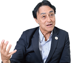 小堀 茂雄