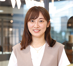 貴船 桃佳